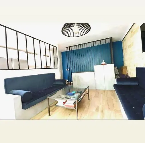 La Maison Bleue *